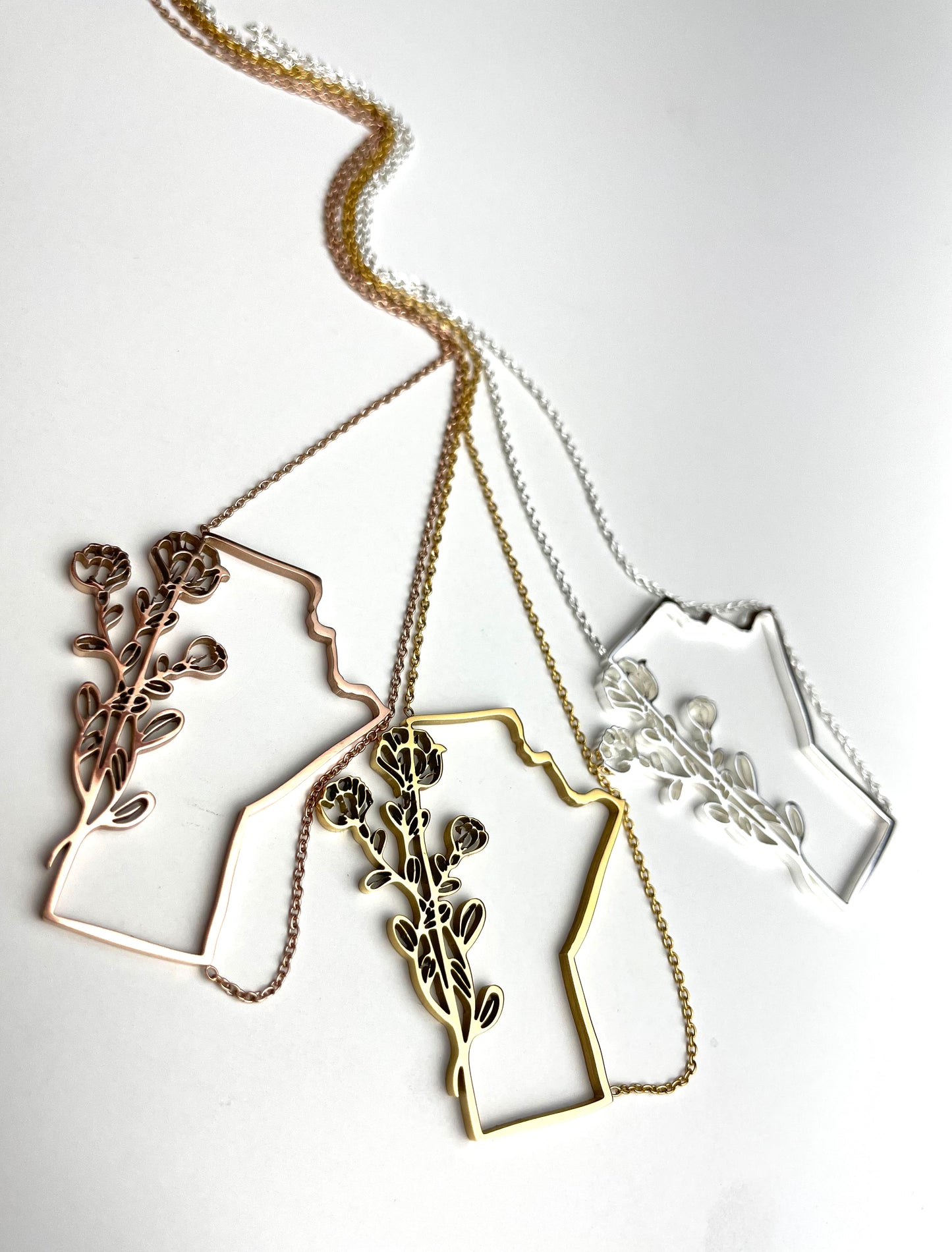 Manitoba Floral Necklace