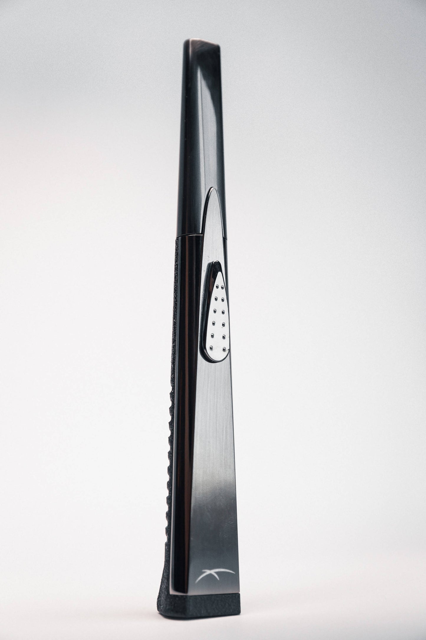 SLEEK Sizzle Lighter